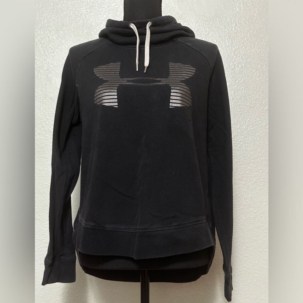 Black Under Armour Hoodie Sweatshirt